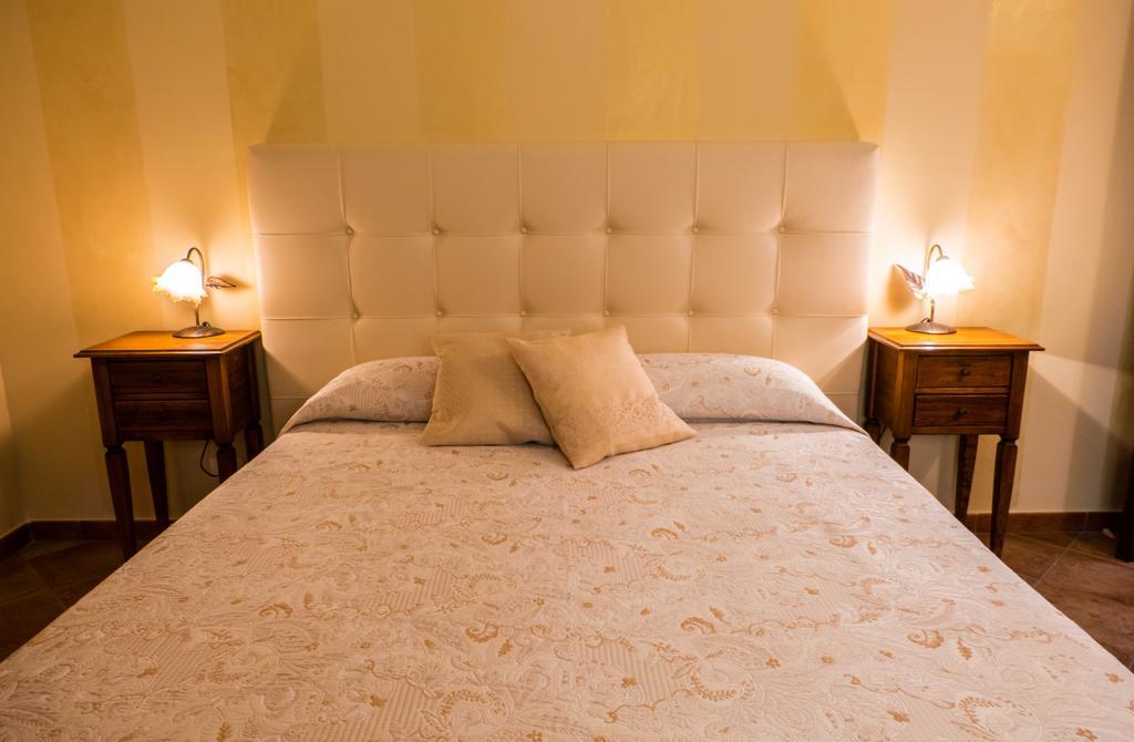 B&B Le Foglie D'Argento Caltabellotta Bagian luar foto