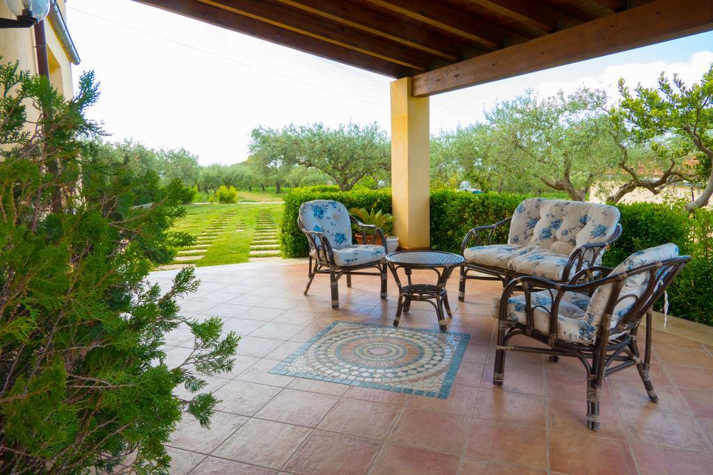 B&B Le Foglie D'Argento Caltabellotta Bagian luar foto