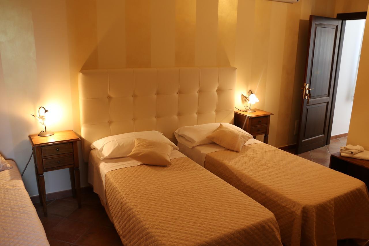 B&B Le Foglie D'Argento Caltabellotta Bagian luar foto